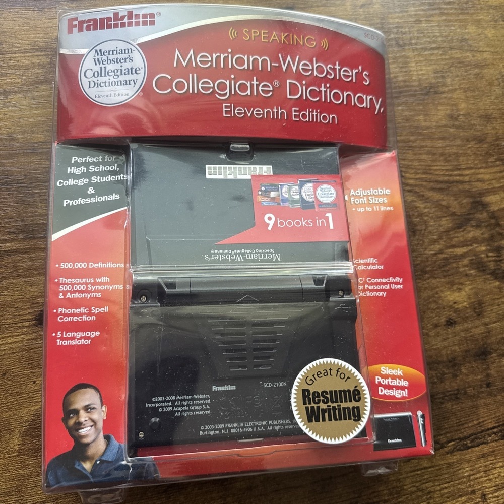 Franklin Merriam-Webster Collegiate Dictionary 11th Edition SCD-2100 open box